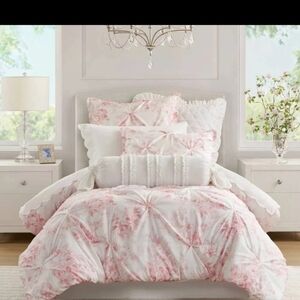 New Armoire Collection Full/Queen Extra Long Toile Floral Comforter - Pink